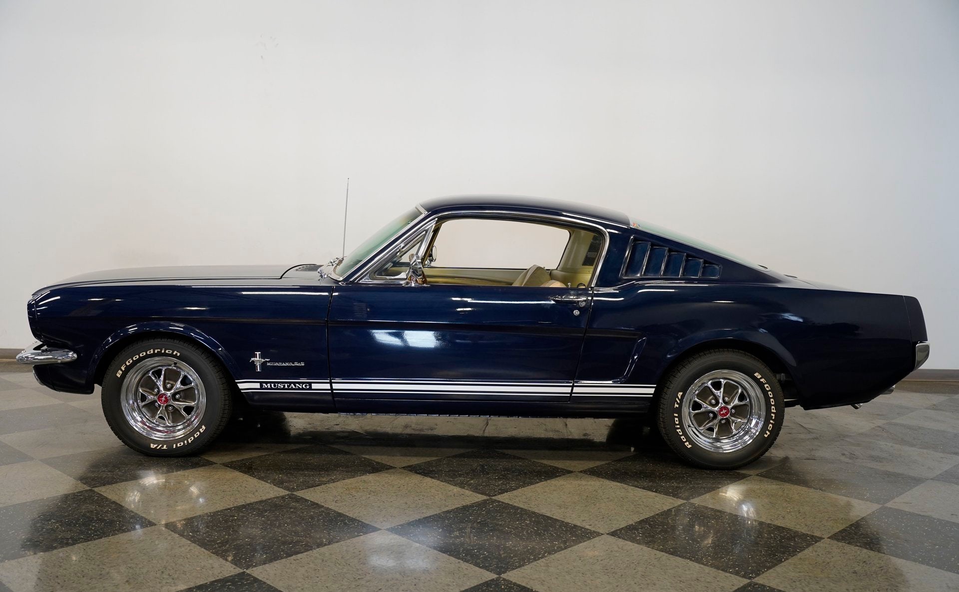 1965 Ford Mustang 2+2 Fastback