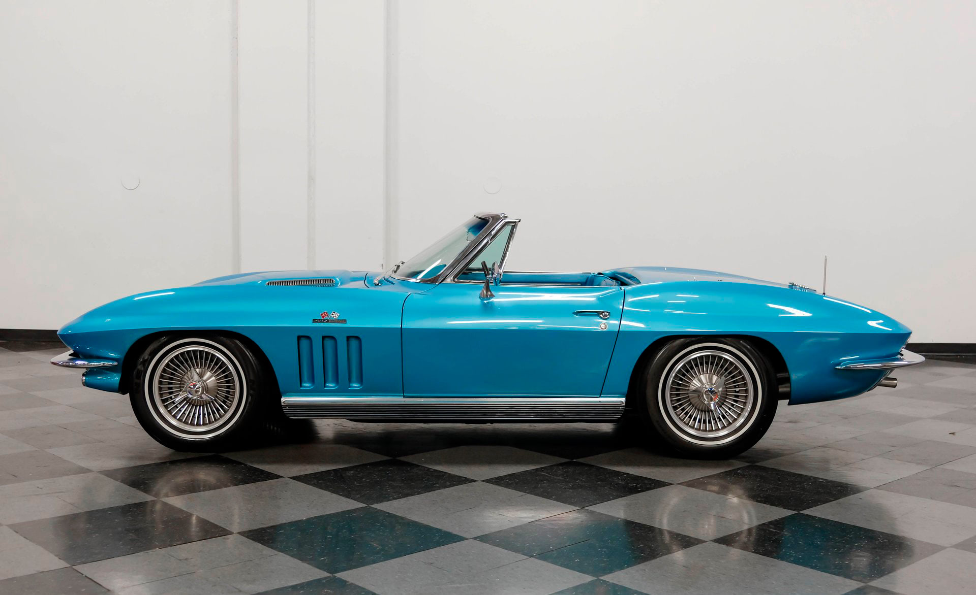 1966 Chevrolet Corvette 427 Convertible